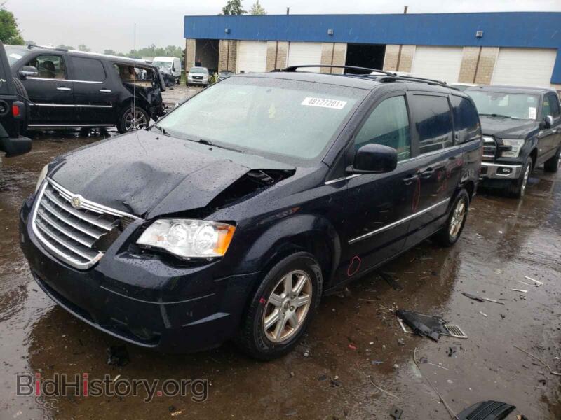 2010 Chrysler MINIVAN (VIN 2A4RR8DX5AR481352) — photo 2 of 10