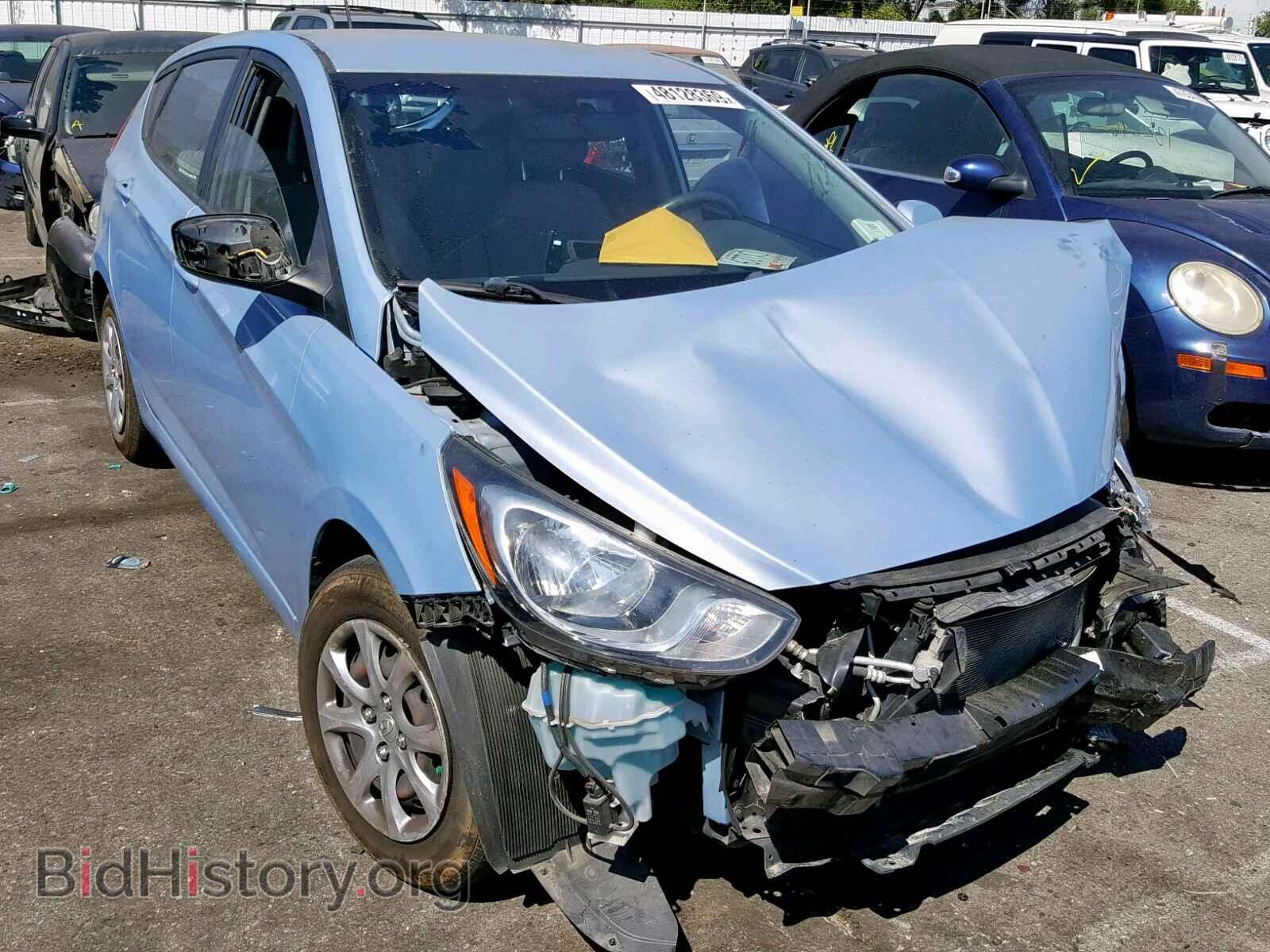 Фотография KMHCT5AE1DU061363 - HYUNDAI ACCENT 2013