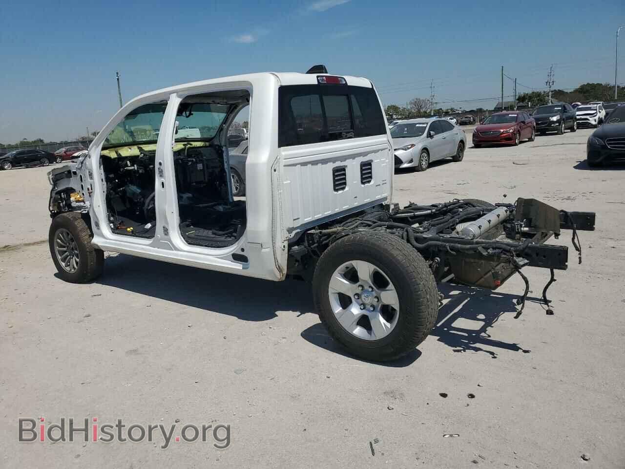 2019 RAM 1500 - VIN: 1C6SRFHT0KN671892 - Фото 2