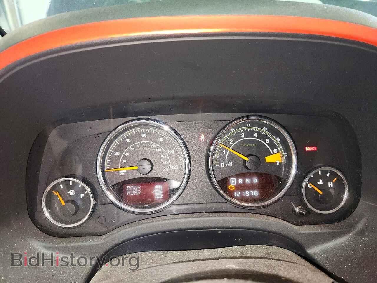 2014 JEEP COMPASS - VIN: 1C4NJDEB5ED511675 - Photo 9