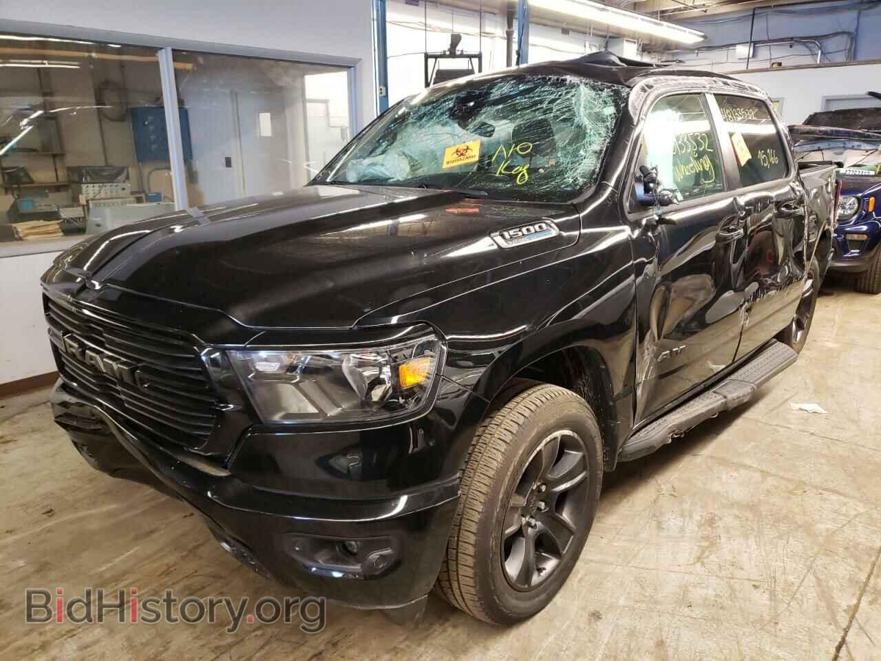 2021 RAM 1500 - VIN: 1C6SRFFT0MN558238 - Фото 2