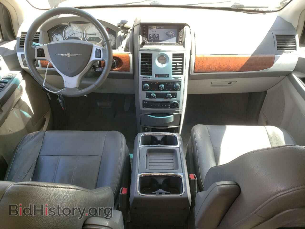 2008 CHRYSLER MINIVAN - VIN: 2A8HR54P38R759877 - Фото 8
