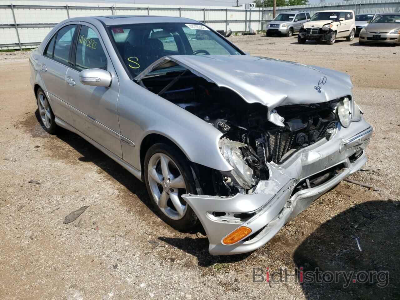 Photo WDBRF52H36A917604 - MERCEDES-BENZ C-CLASS 2006