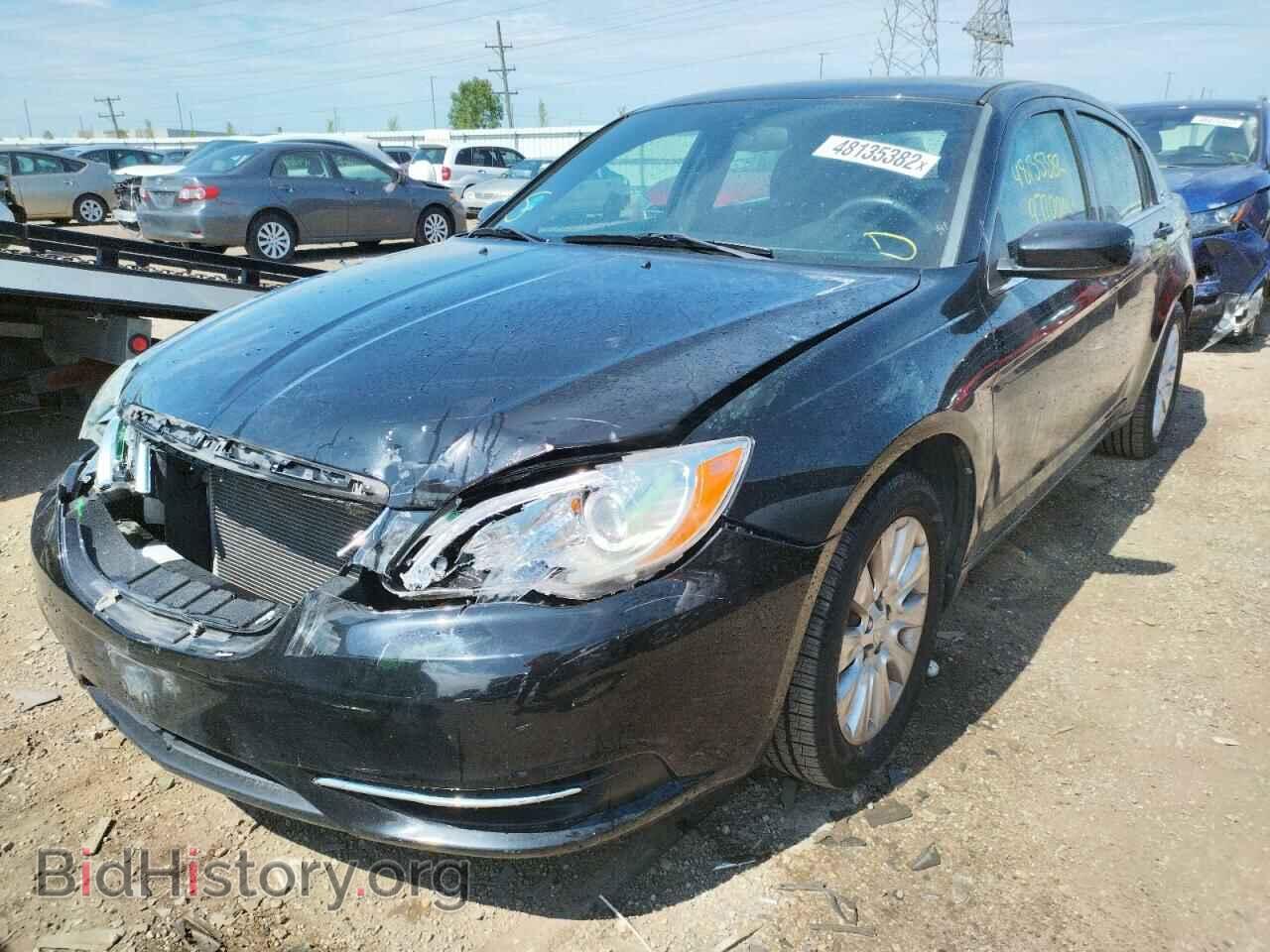 2013 CHRYSLER 200 - VIN: 1C3CCBAB9DN641029 - Фото 2