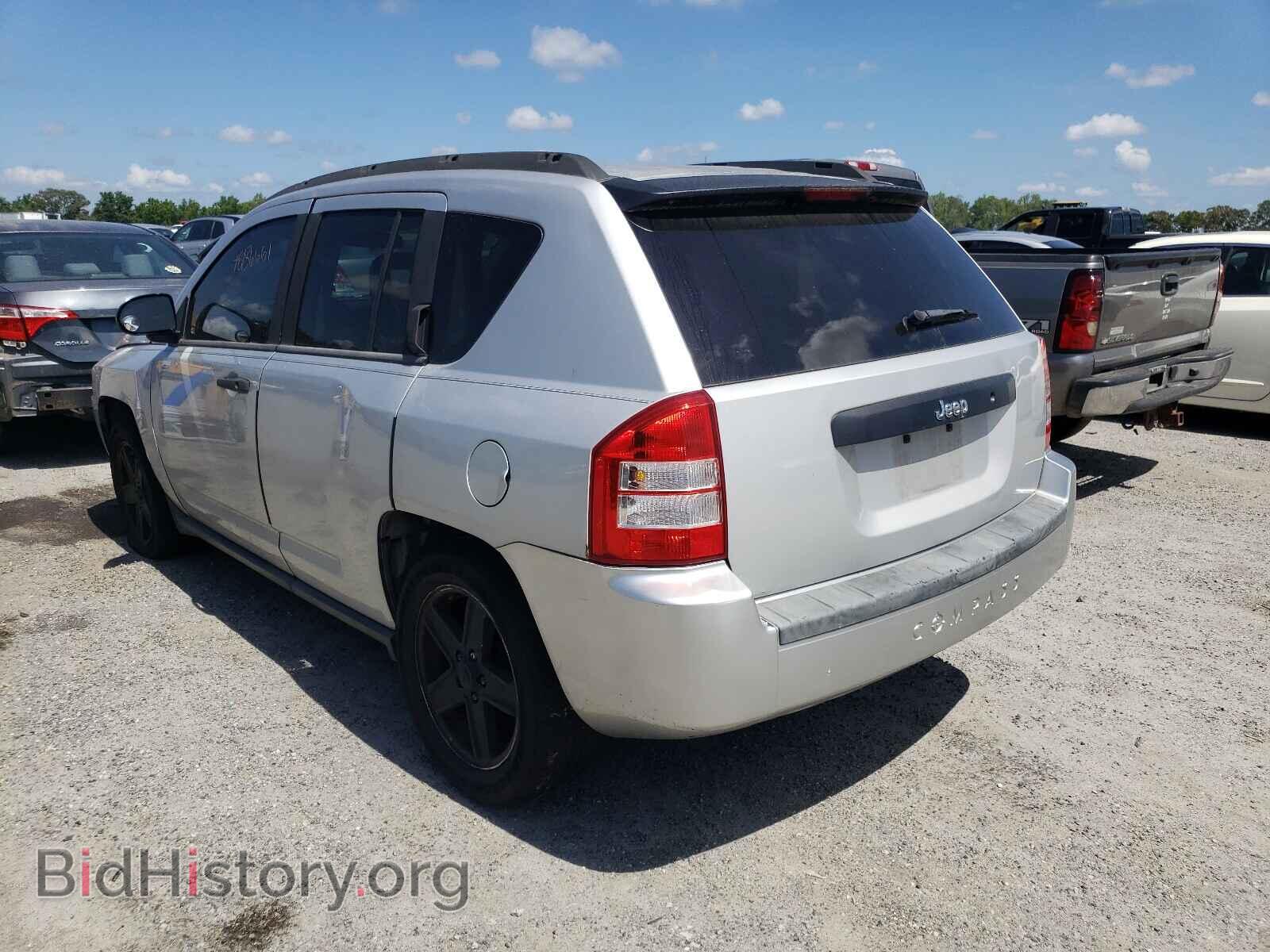 2007 JEEP COMPASS - VIN: 1J8FT47WX7D250103 - Photo 3