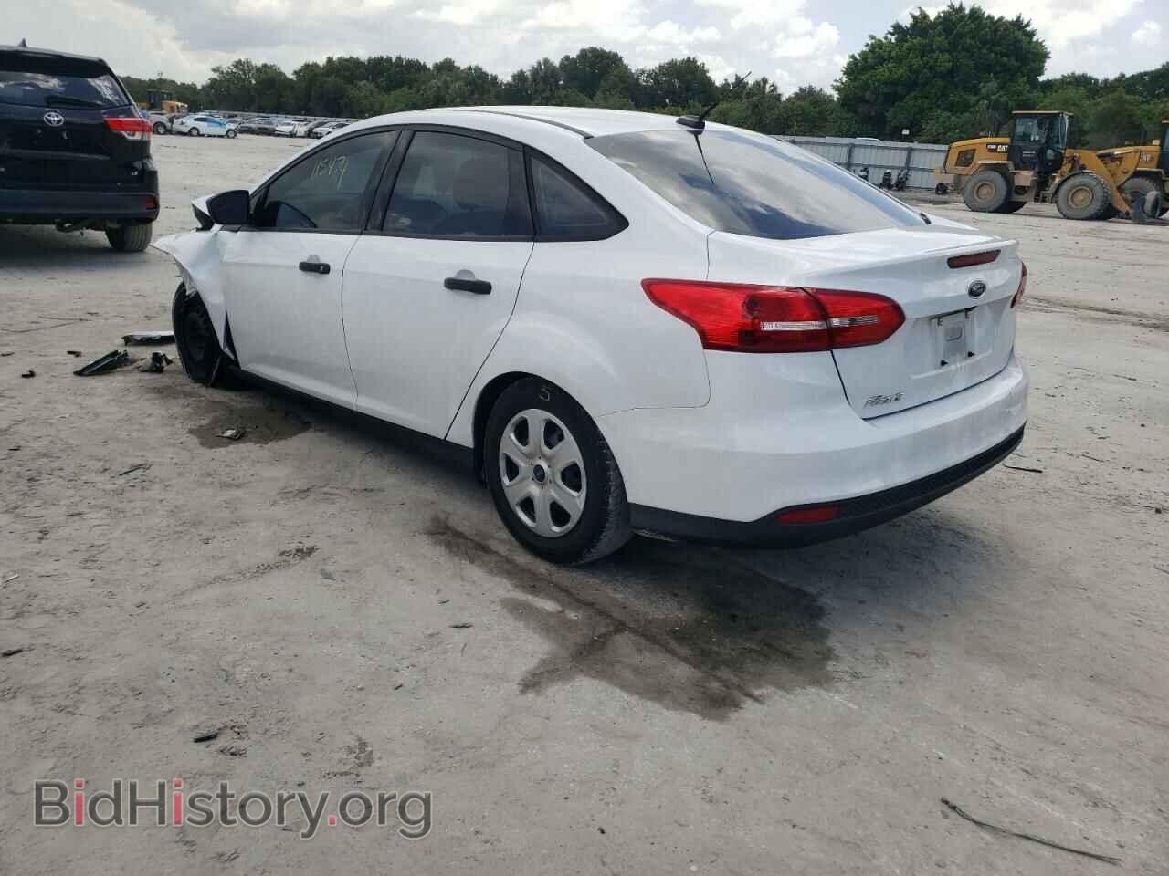2016 FORD FOCUS - VIN: 1FADP3E20GL256596 - Фото 3