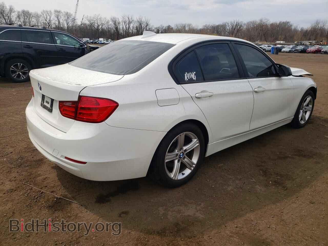 2014 BMW 3 SERIES - VIN: WBA3C3C52EF986839 - Фото 3