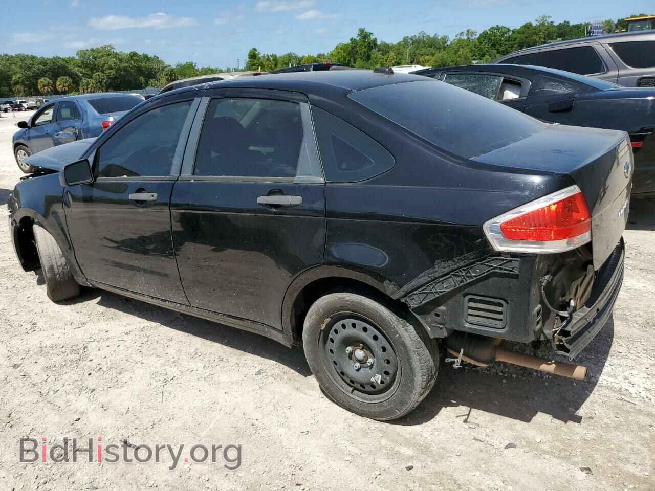 2010 FORD FOCUS - VIN: 1FAHP3FNXAW223282 - Фото 2