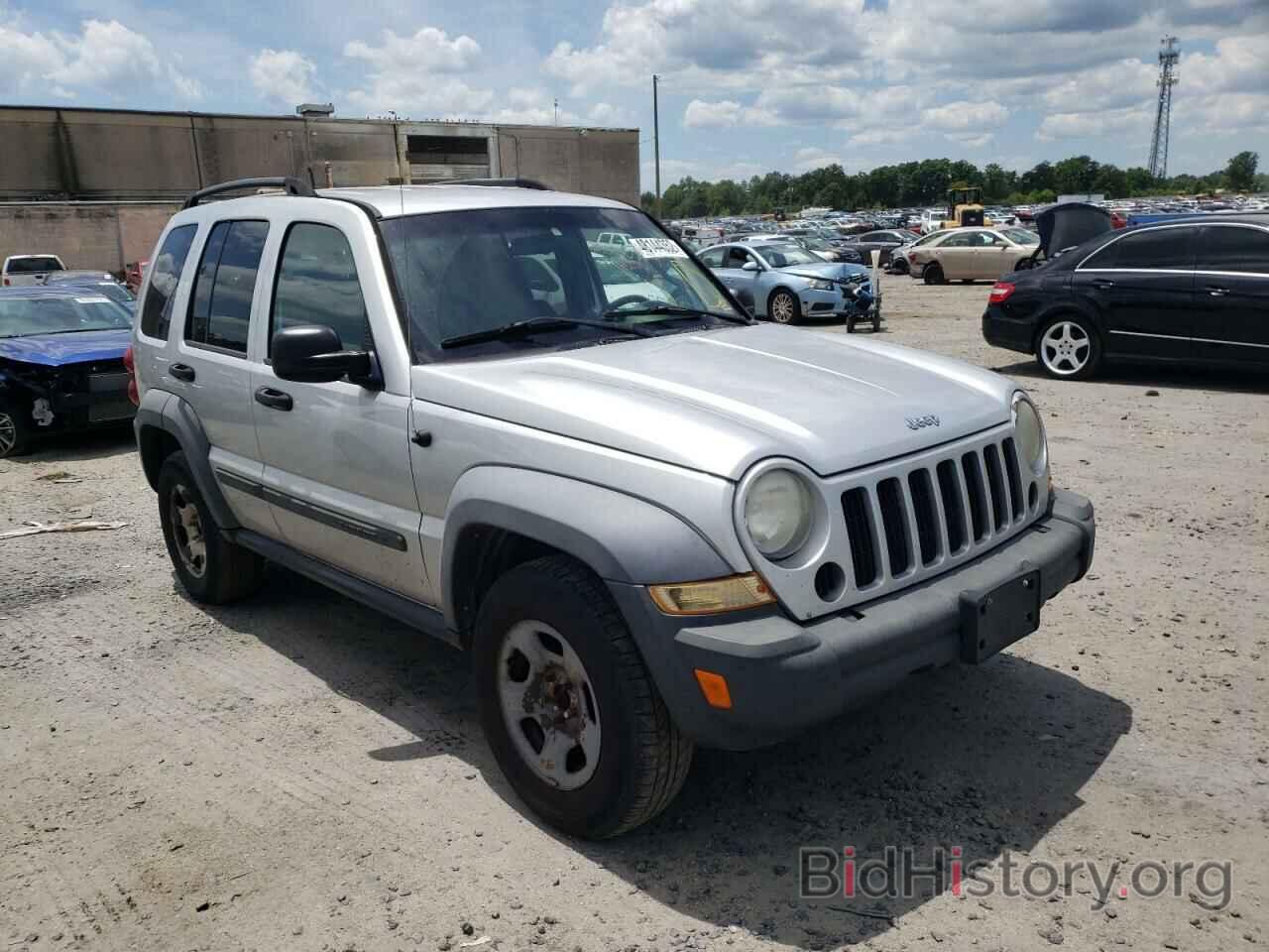 Photo 1J4GL48K87W512979 - JEEP LIBERTY 2007