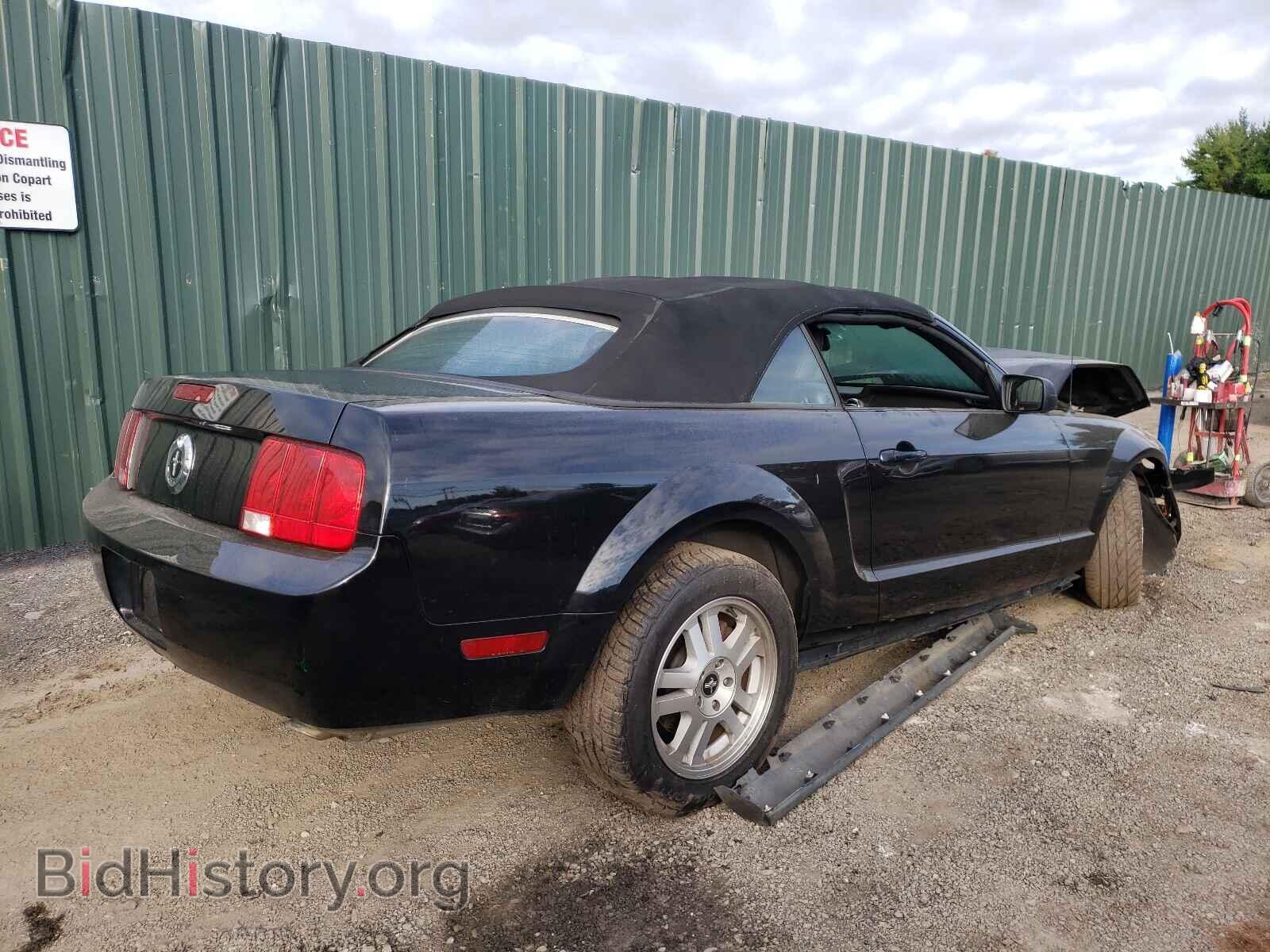 2008 FORD MUSTANG - VIN: 1ZVHT84N285113670 - Фото 4