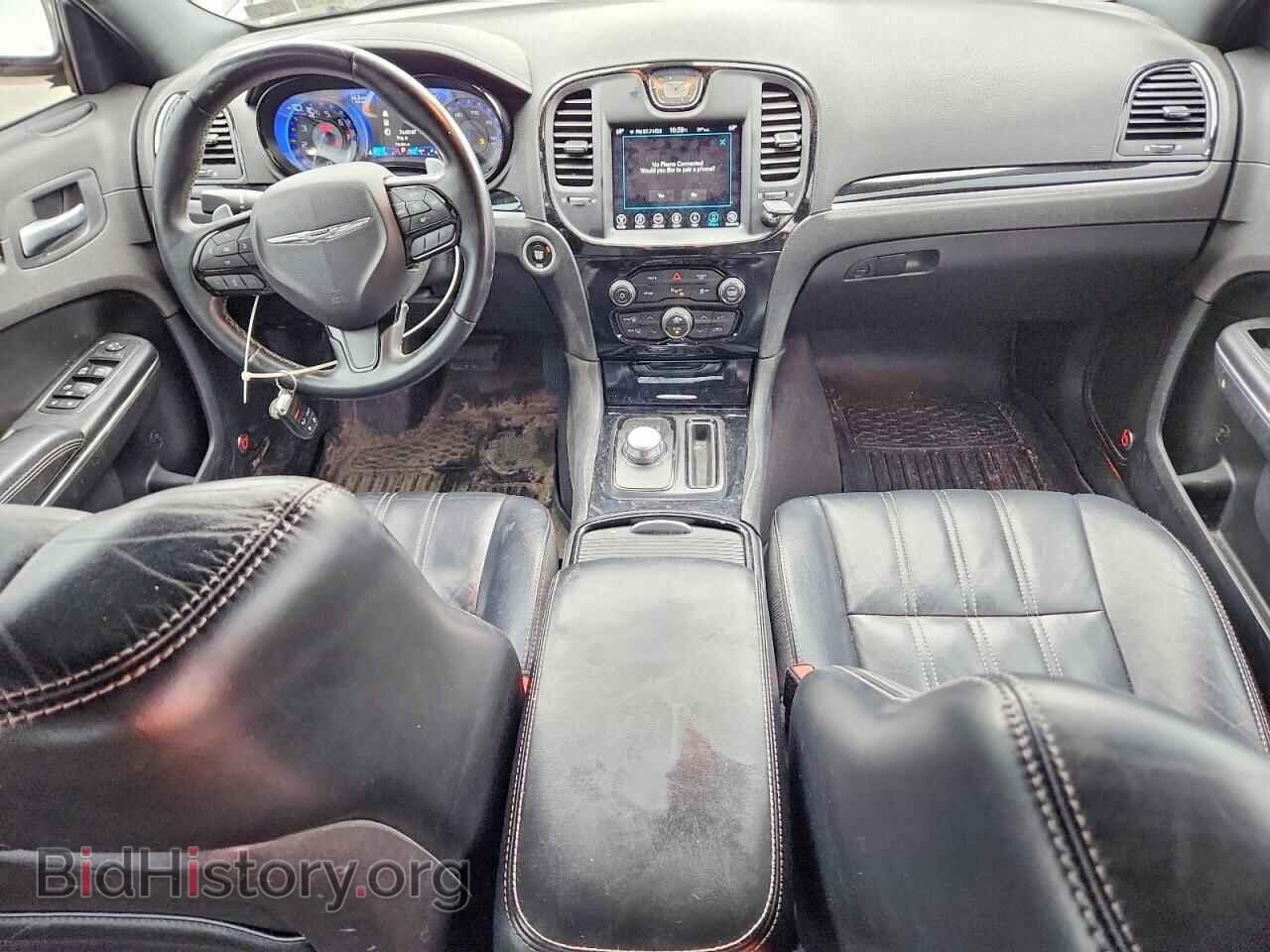 2017 CHRYSLER 300 - VIN: 2C3CCAGG8HH527082 - Фото 8