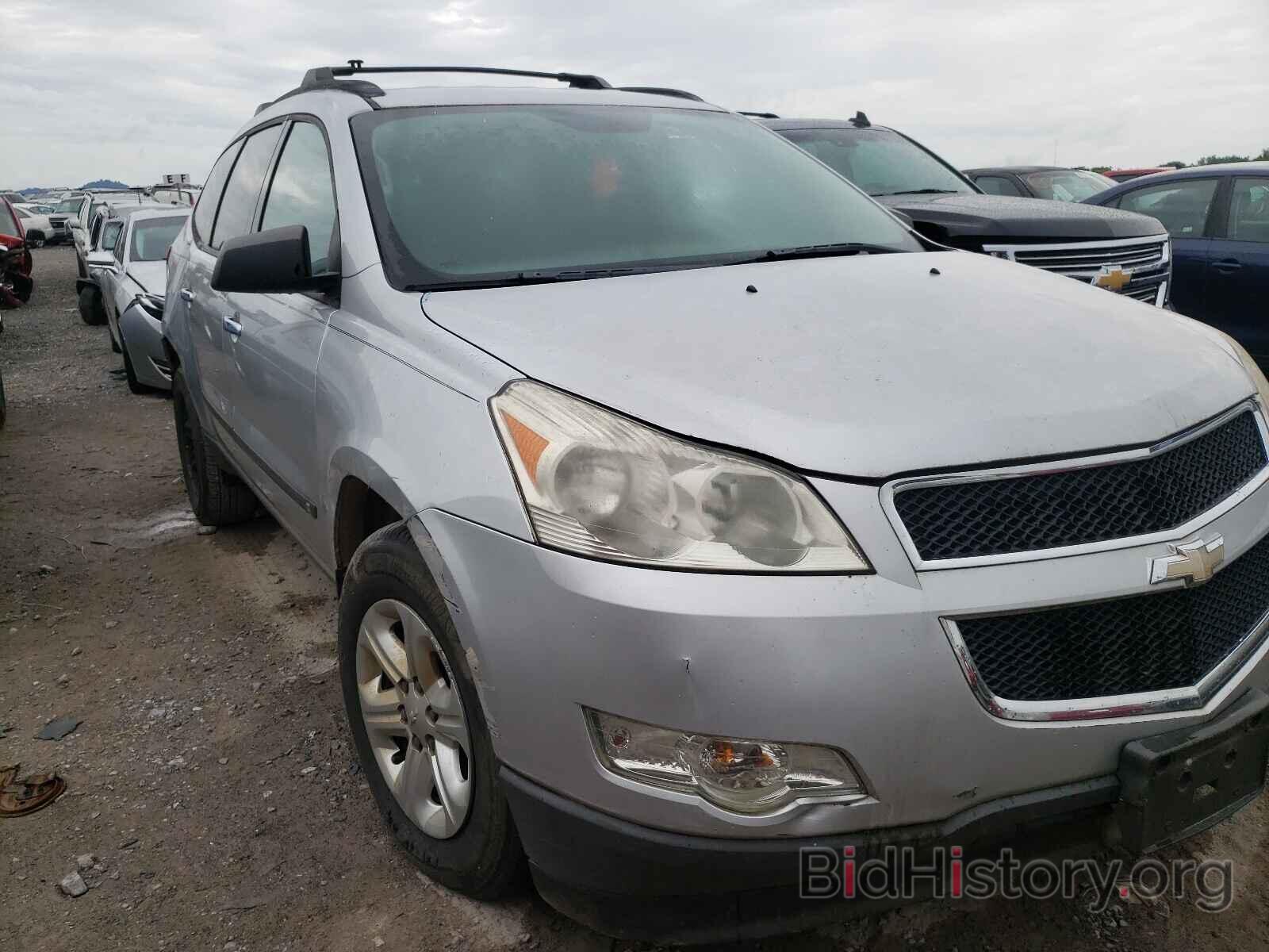 Photo 1GNLREED6AS126128 - CHEVROLET TRAVERSE 2010