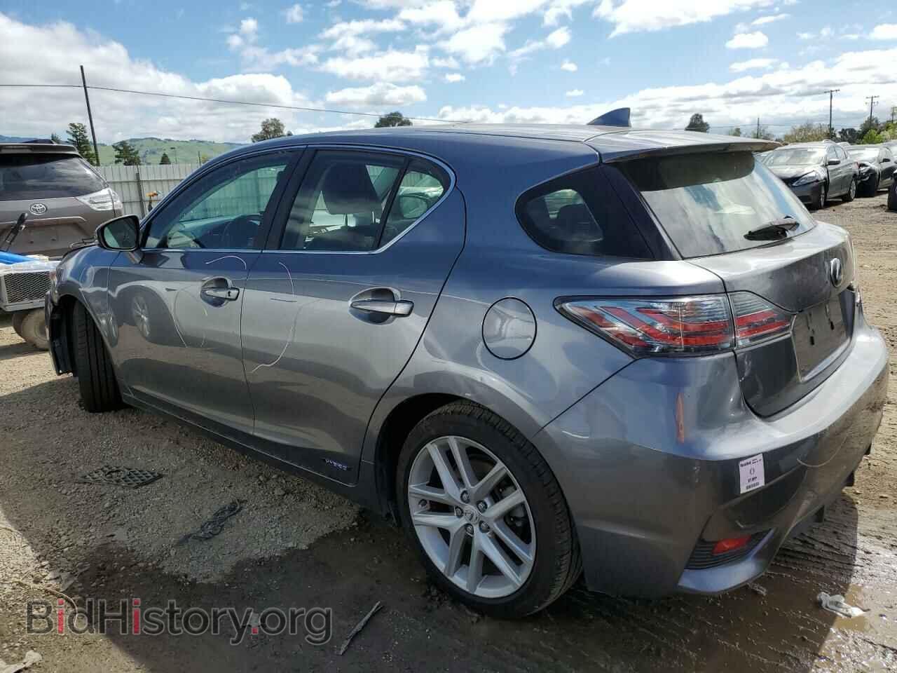 2014 LEXUS CT 200 - VIN: JTHKD5BH4E2197908 - Photo 2