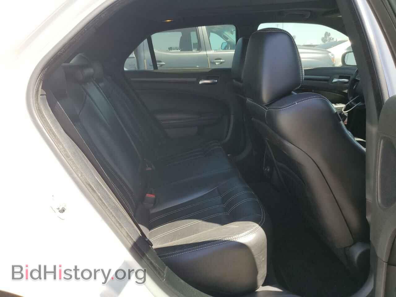 2013 CHRYSLER 300 - VIN: 2C3CCABG2DH504978 - Фото 10