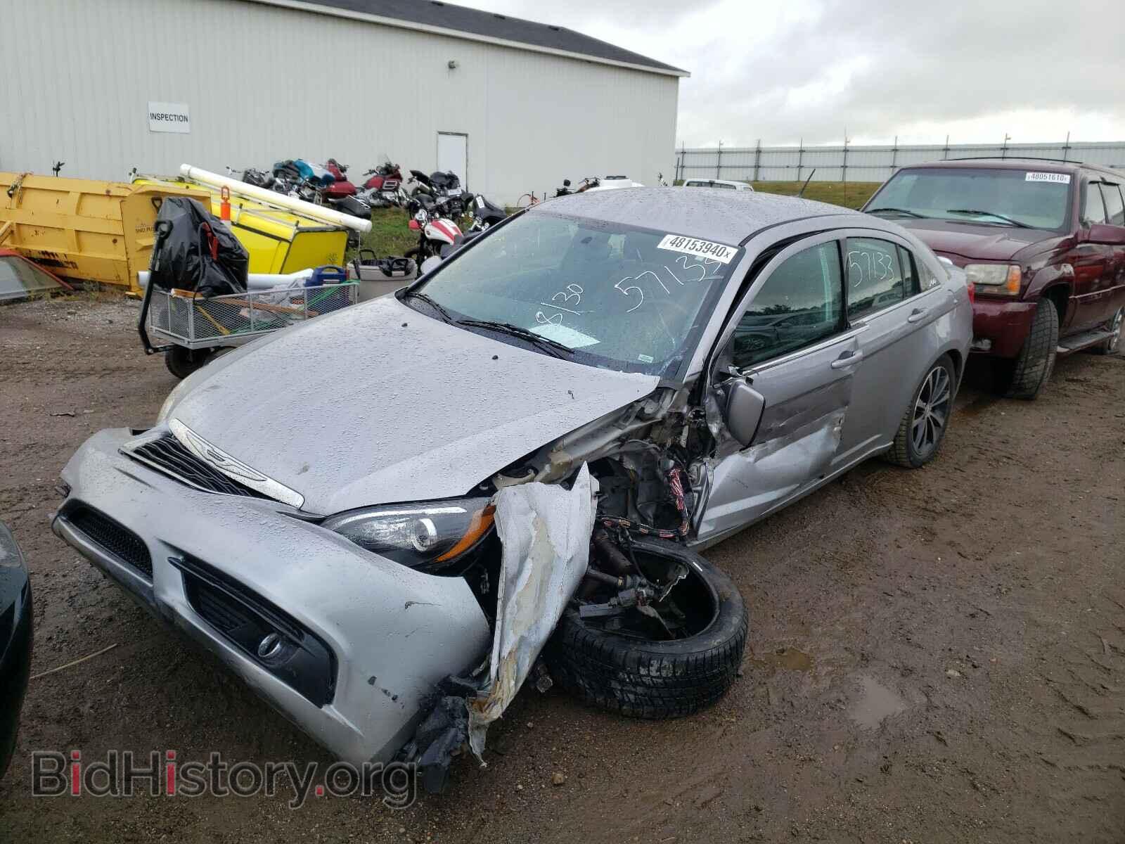 2014 CHRYSLER 200 - VIN: 1C3CCBCG2EN157133 - Фото 2