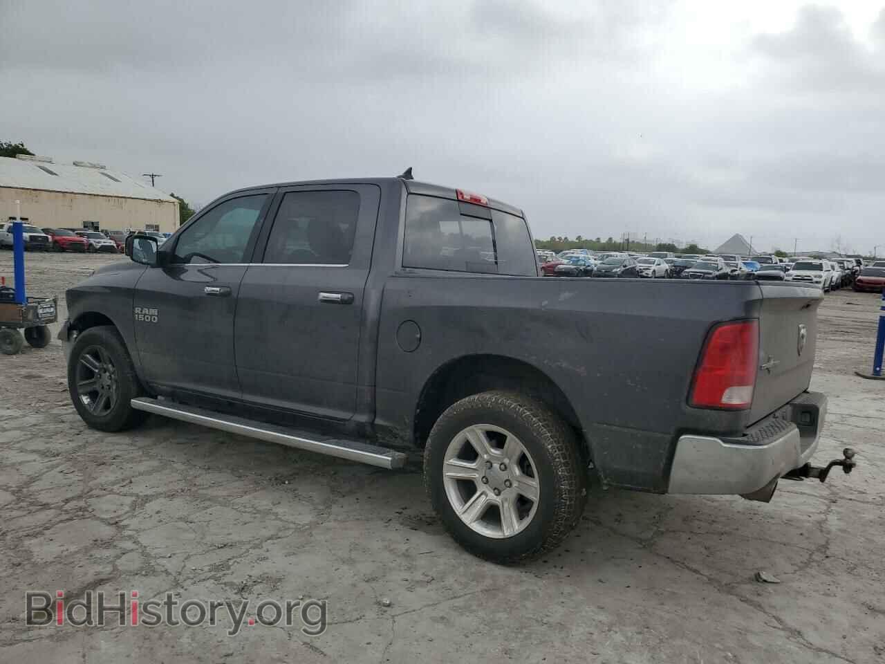 2018 RAM 1500 - VIN: 1C6RR6LT7JS132773 - Фото 2