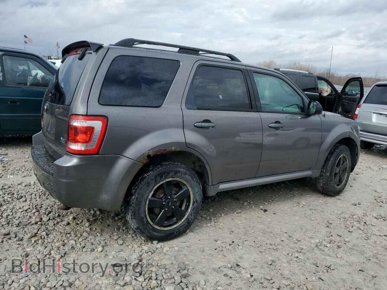2011 FORD ESCAPE - VIN: 1FMCU9DG8BKC55561 - Фото 3
