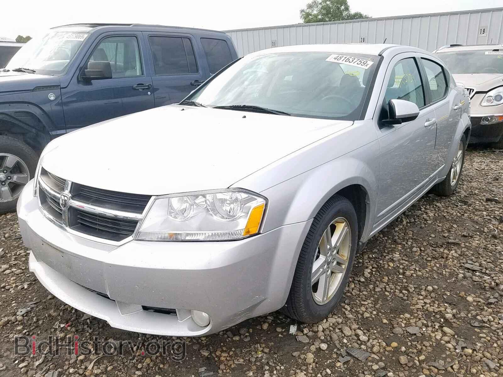 2010 DODGE AVENGER - VIN: 1B3CC5FB0AN156474 - Фото 2