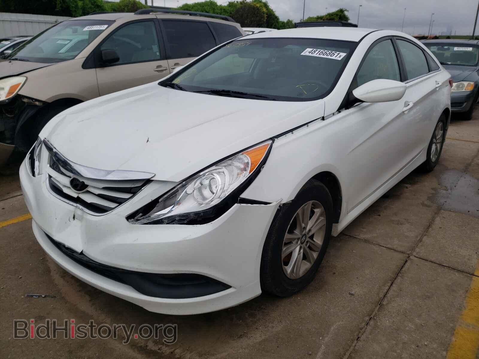 2014 HYUNDAI SONATA - VIN: 5NPEB4AC2EH867359 - Фото 2