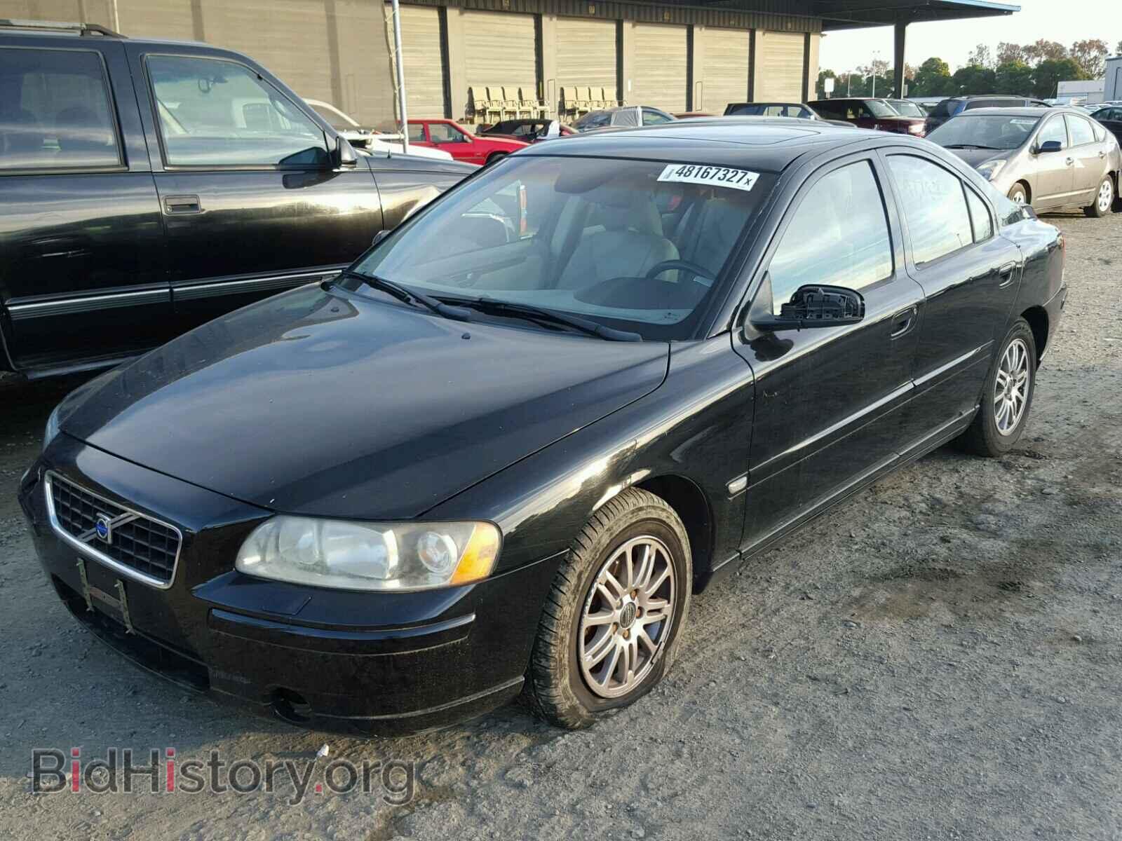 2005 VOLVO S60 - VIN: YV1RS640052435136 - Фото 2