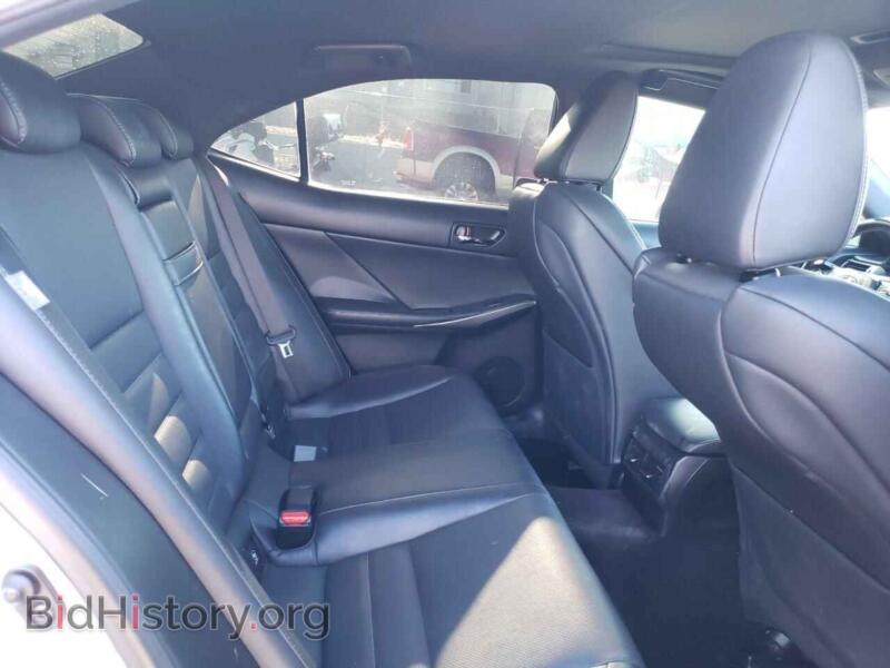 2014 Lexus IS (VIN JTHBE1D29E5006870) — фото 10 из 12