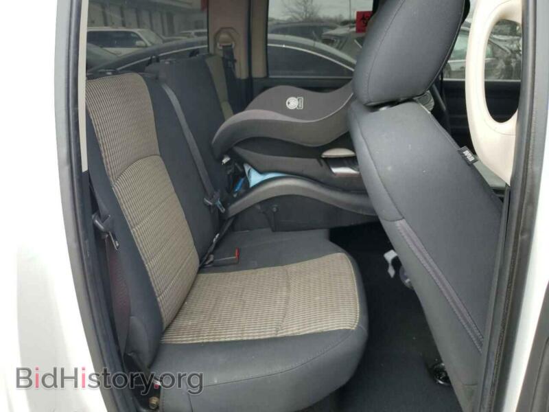 2012 Dodge RAM 1500 (VIN 1C6RD6FT3CS333390) — фото 10 из 12
