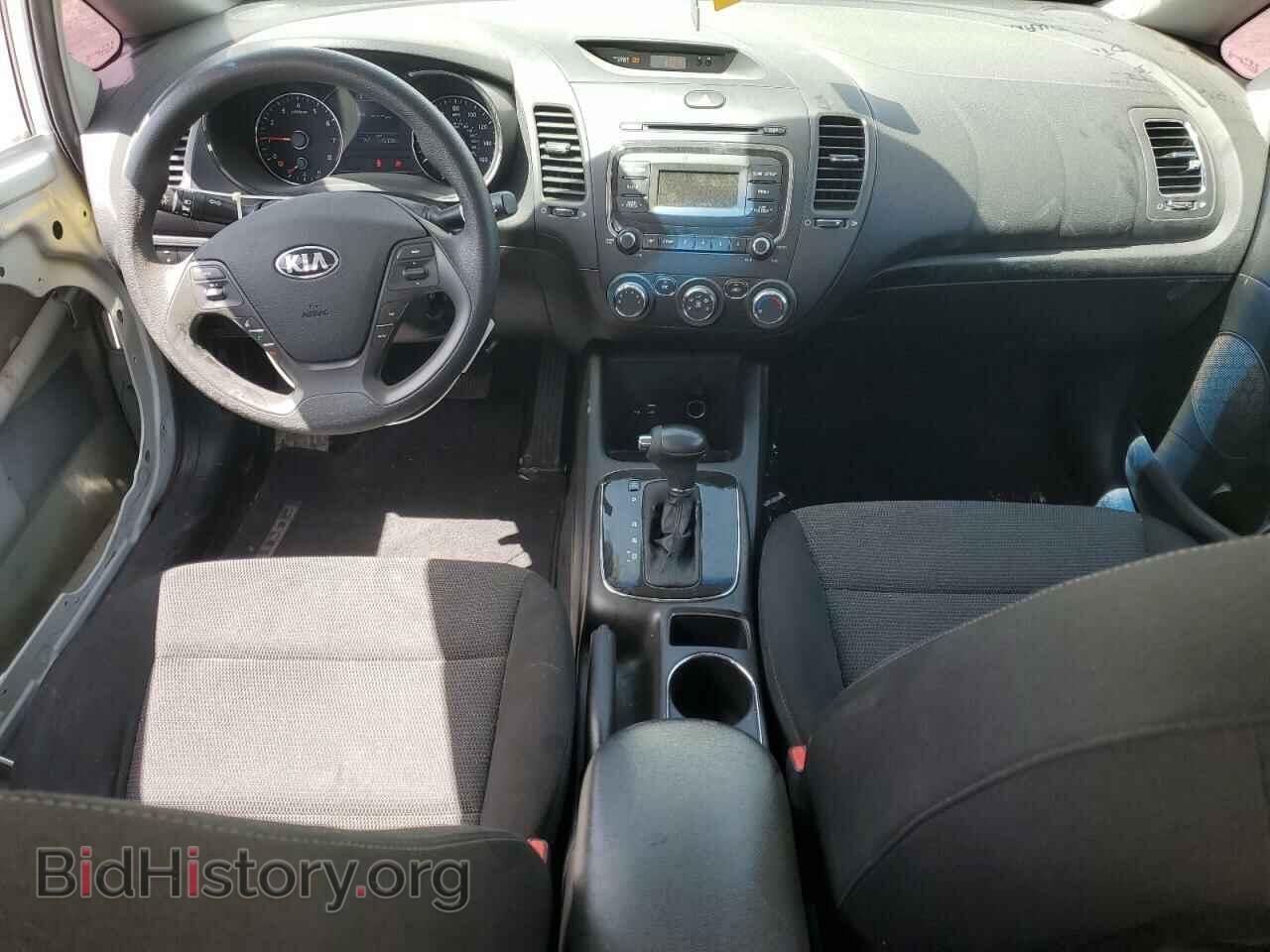2017 KIA FORTE - VIN: 3KPFK4A75HE102775 - Фото 8