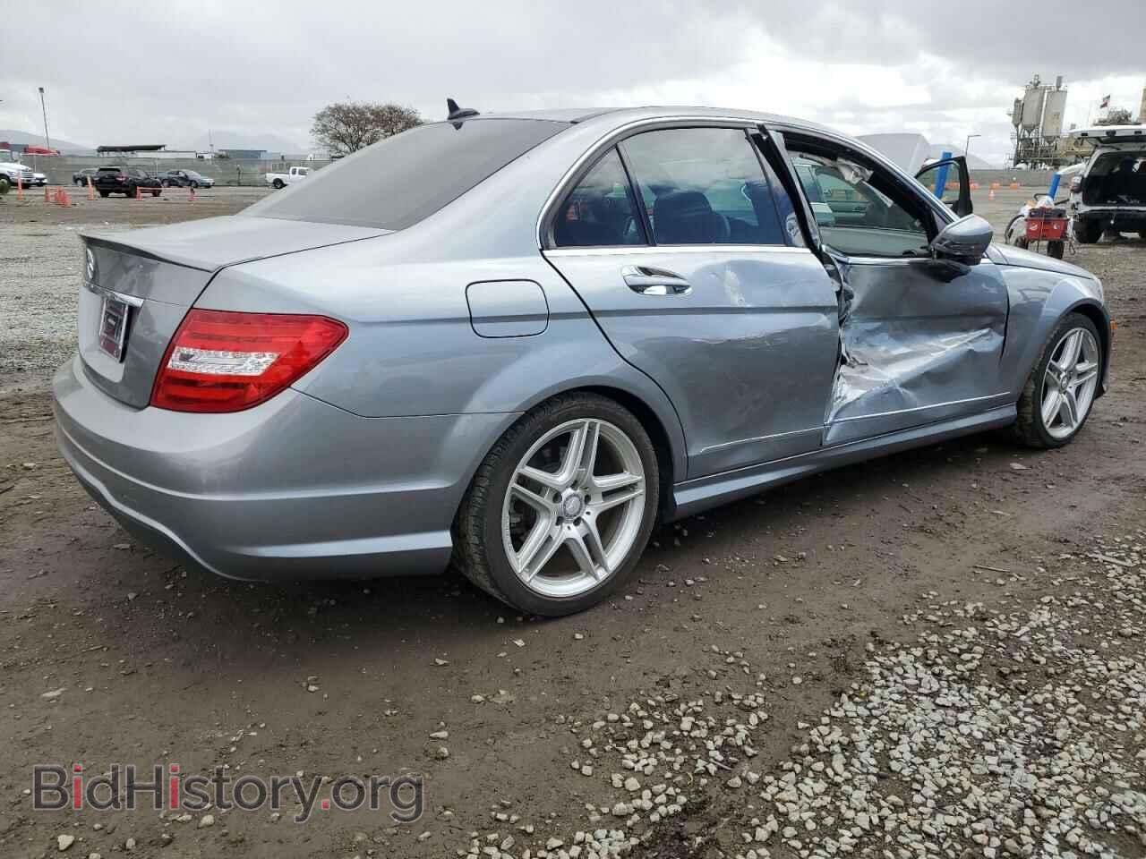 2013 MERCEDES-BENZ C-CLASS - VIN: WDDGF4HB0DA879242 - Фото 3
