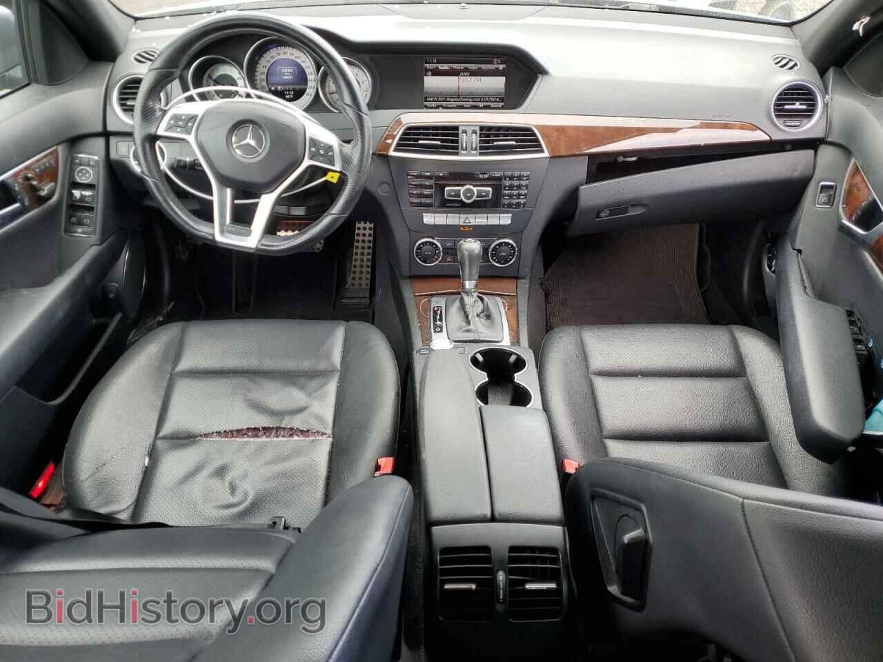 2013 MERCEDES-BENZ C-CLASS - VIN: WDDGF4HB0DA879242 - Фото 8