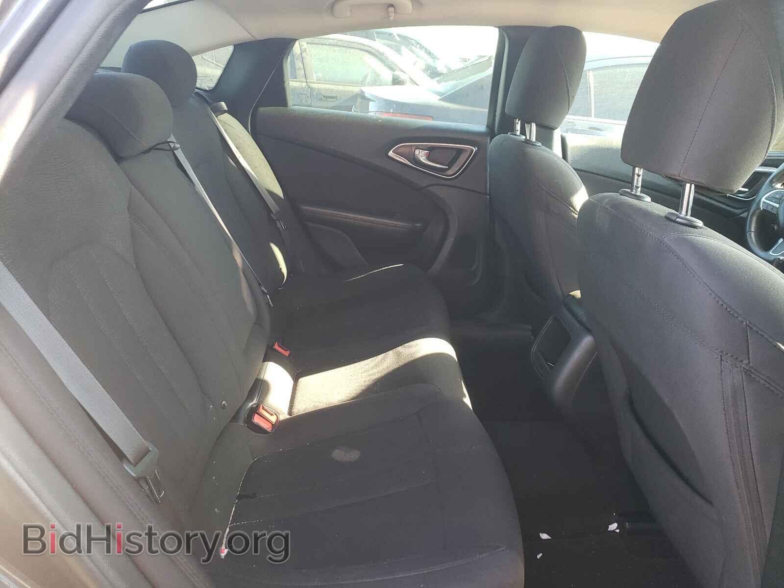 2015 CHRYSLER 200 - VIN: 1C3CCCAB2FN603263 - Фото 6