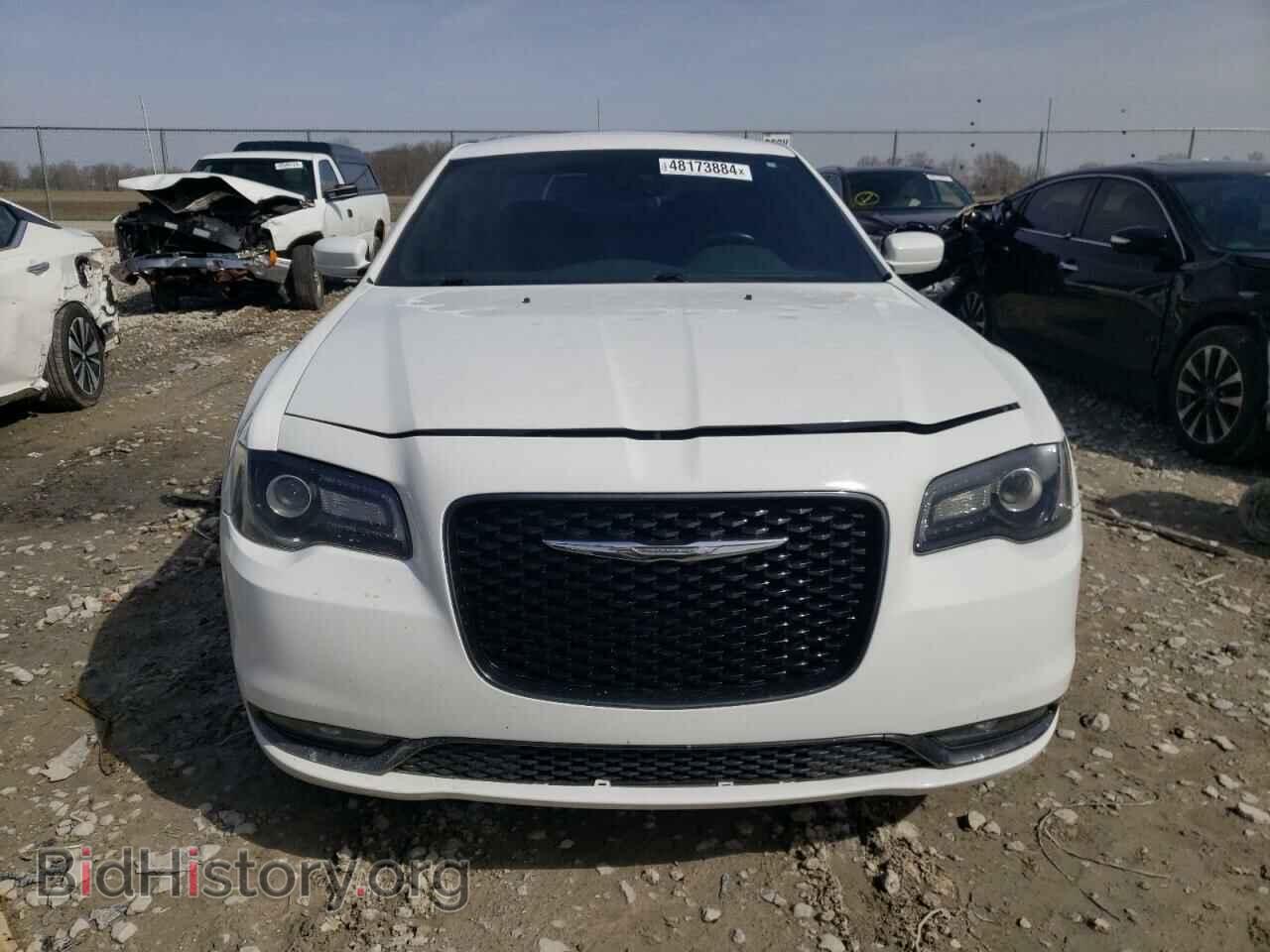 2015 CHRYSLER 300 - VIN: 2C3CCABG3FH743278 - Фото 5