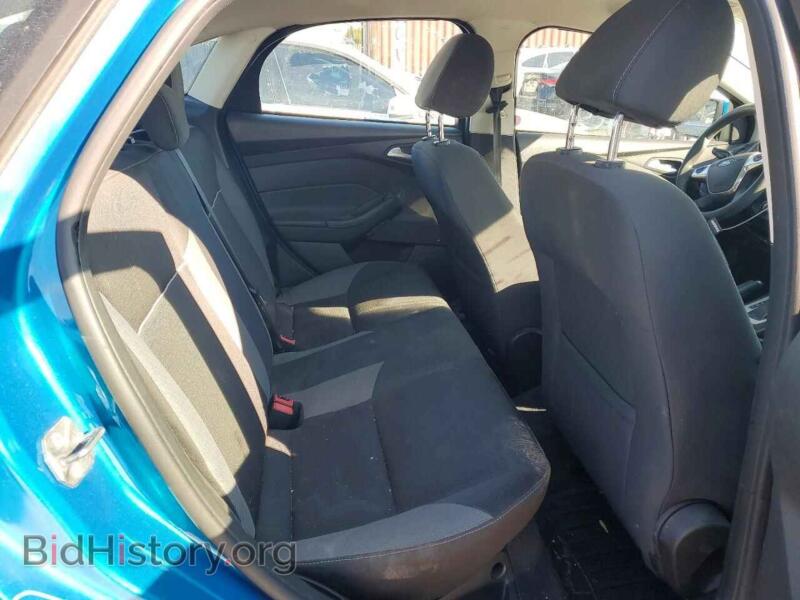 2014 Ford FOCUS (VIN 1FADP3F22EL365301) — photo 10 of 12