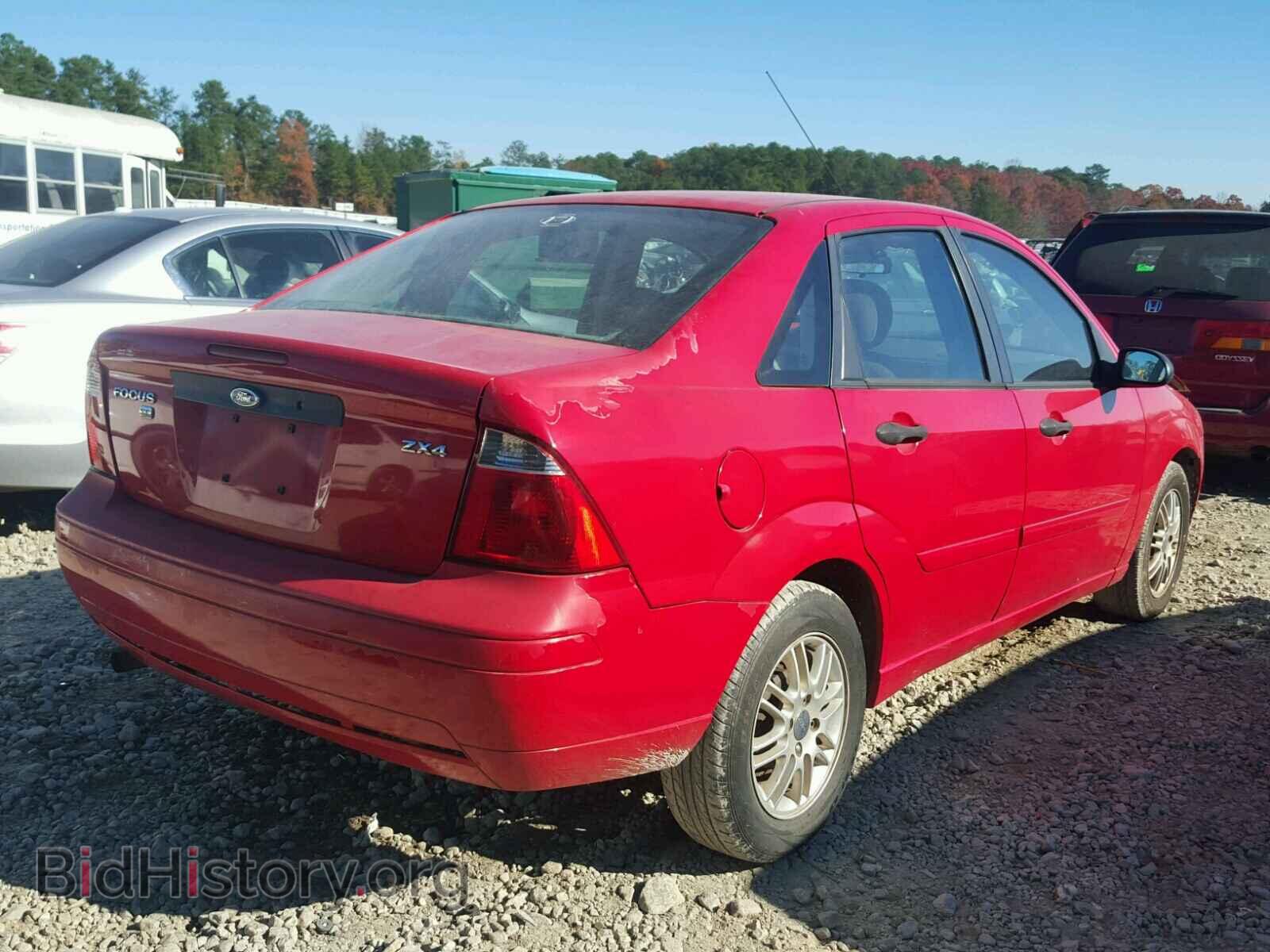 2005 FORD FOCUS - VIN: 1FAFP34N65W140836 - Фото 4