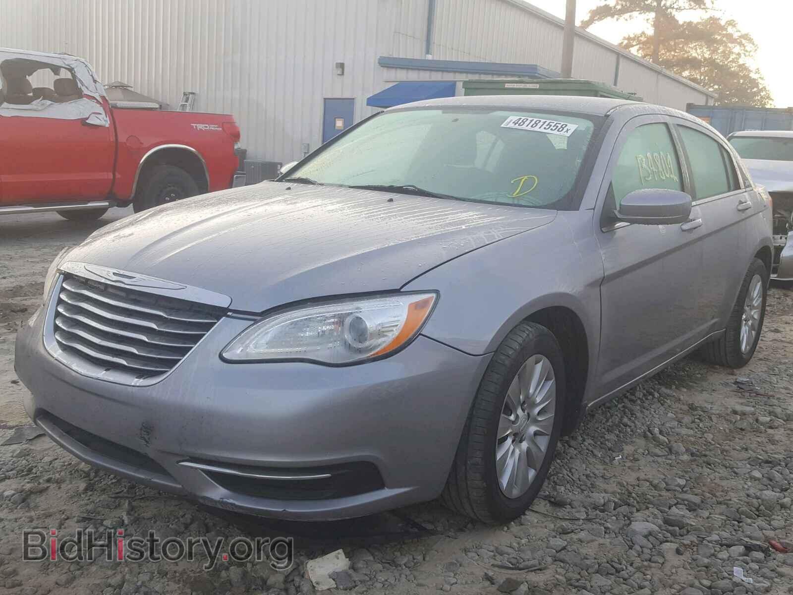 2014 CHRYSLER 200 - VIN: 1C3CCBAB7EN210044 - Фото 2