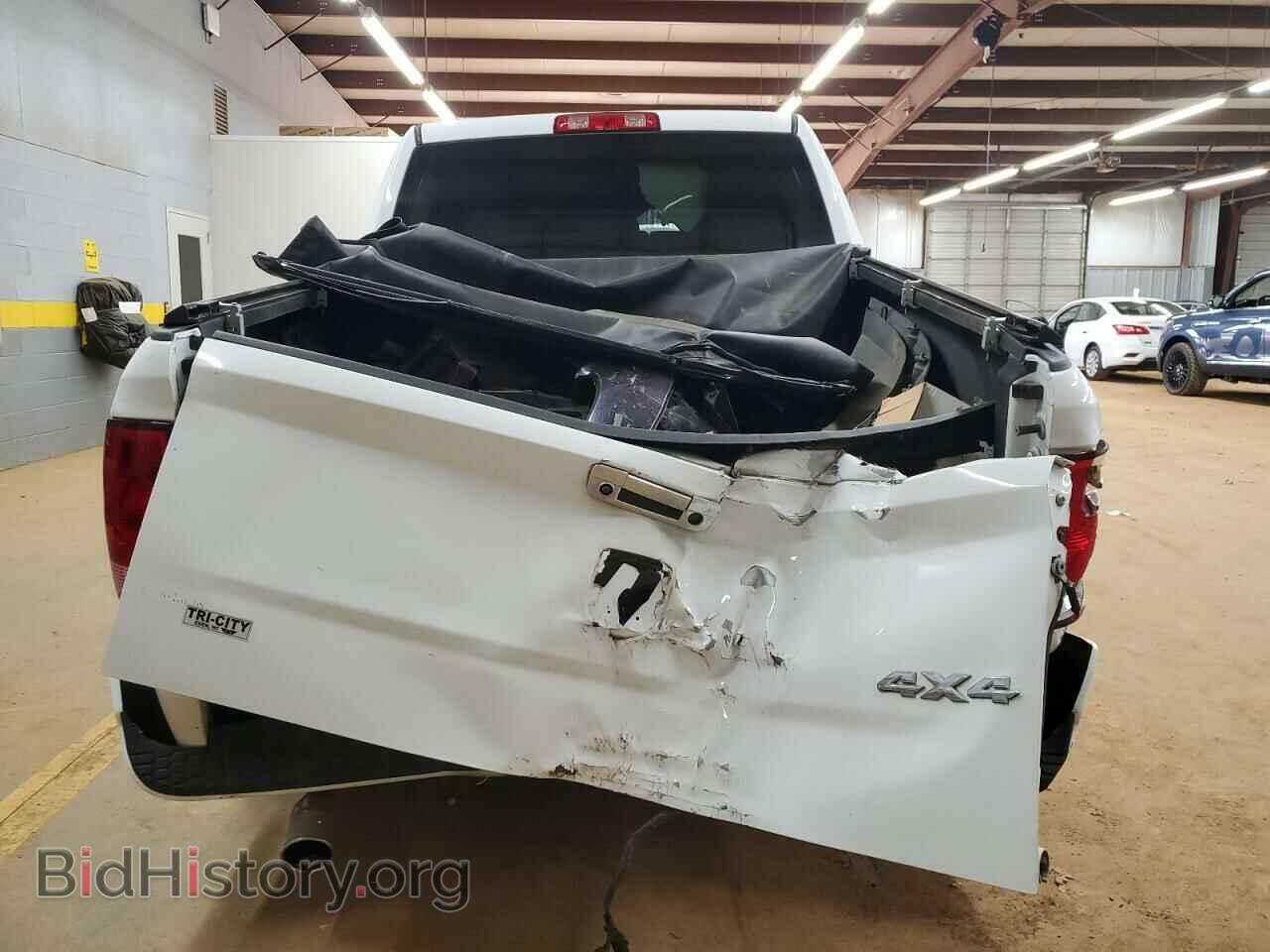 2016 RAM 1500 - VIN: 3C6RR7KT1GG112302 - Фото 6