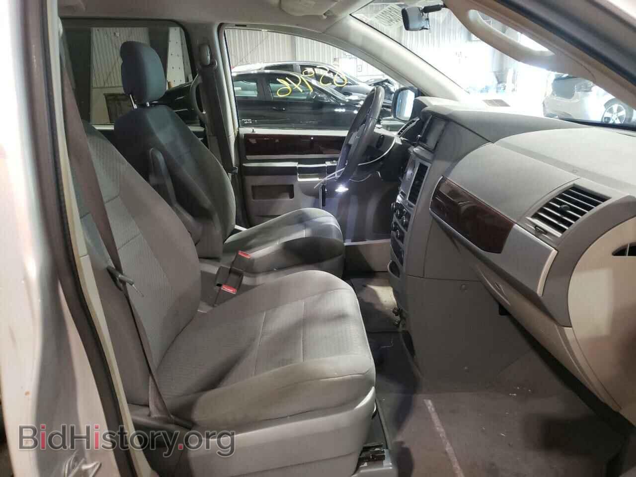 2010 CHRYSLER MINIVAN - VIN: 2A4RR5D11AR442607 - Фото 5