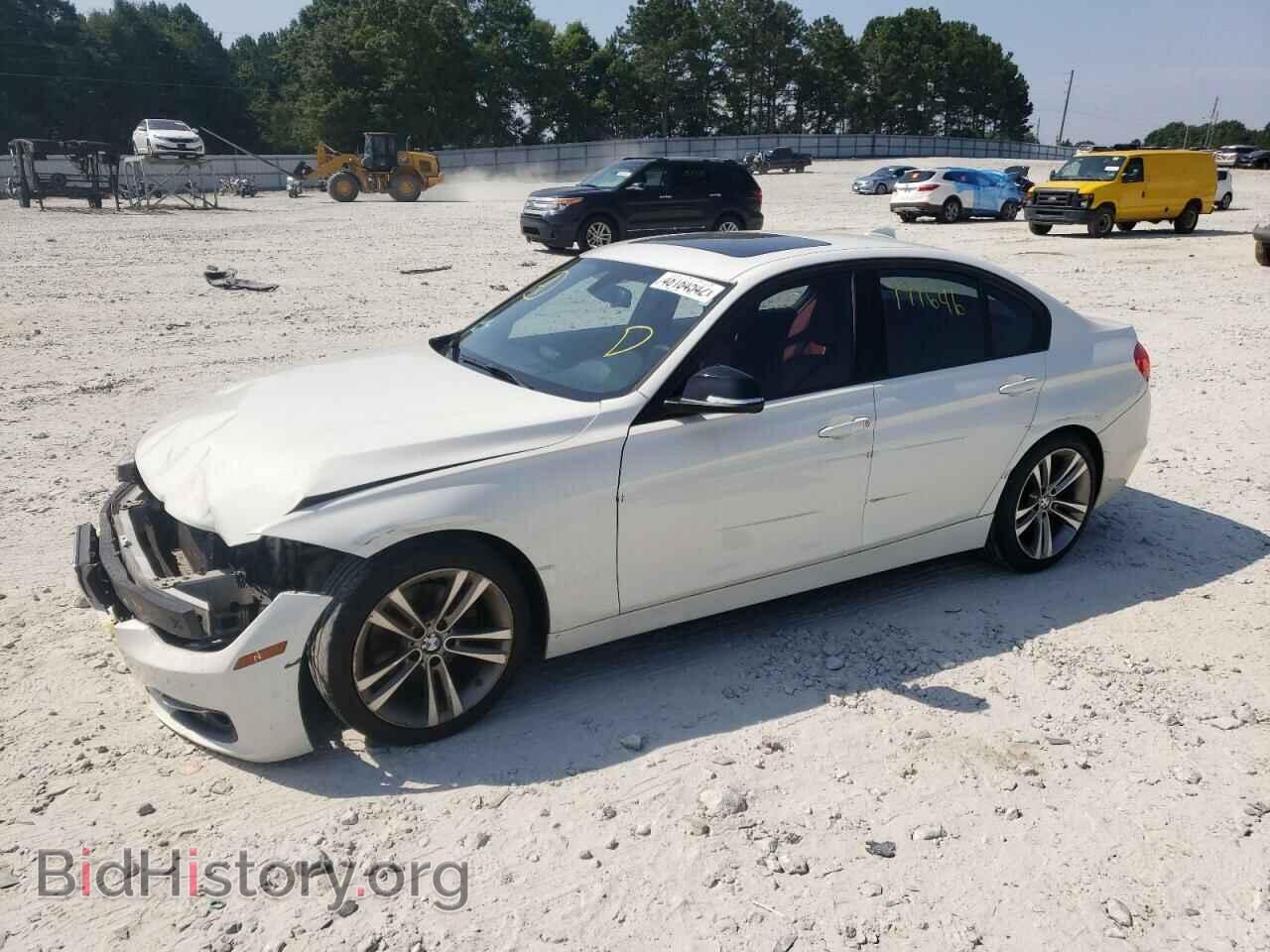 2012 BMW 3 SERIES - VIN: WBA3A5C57CF349072 - Фото 2