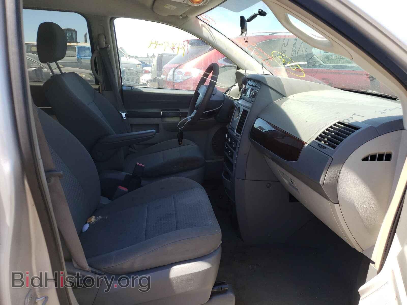 2010 CHRYSLER MINIVAN - VIN: 2A4RR4DE1AR272147 - Photo 5