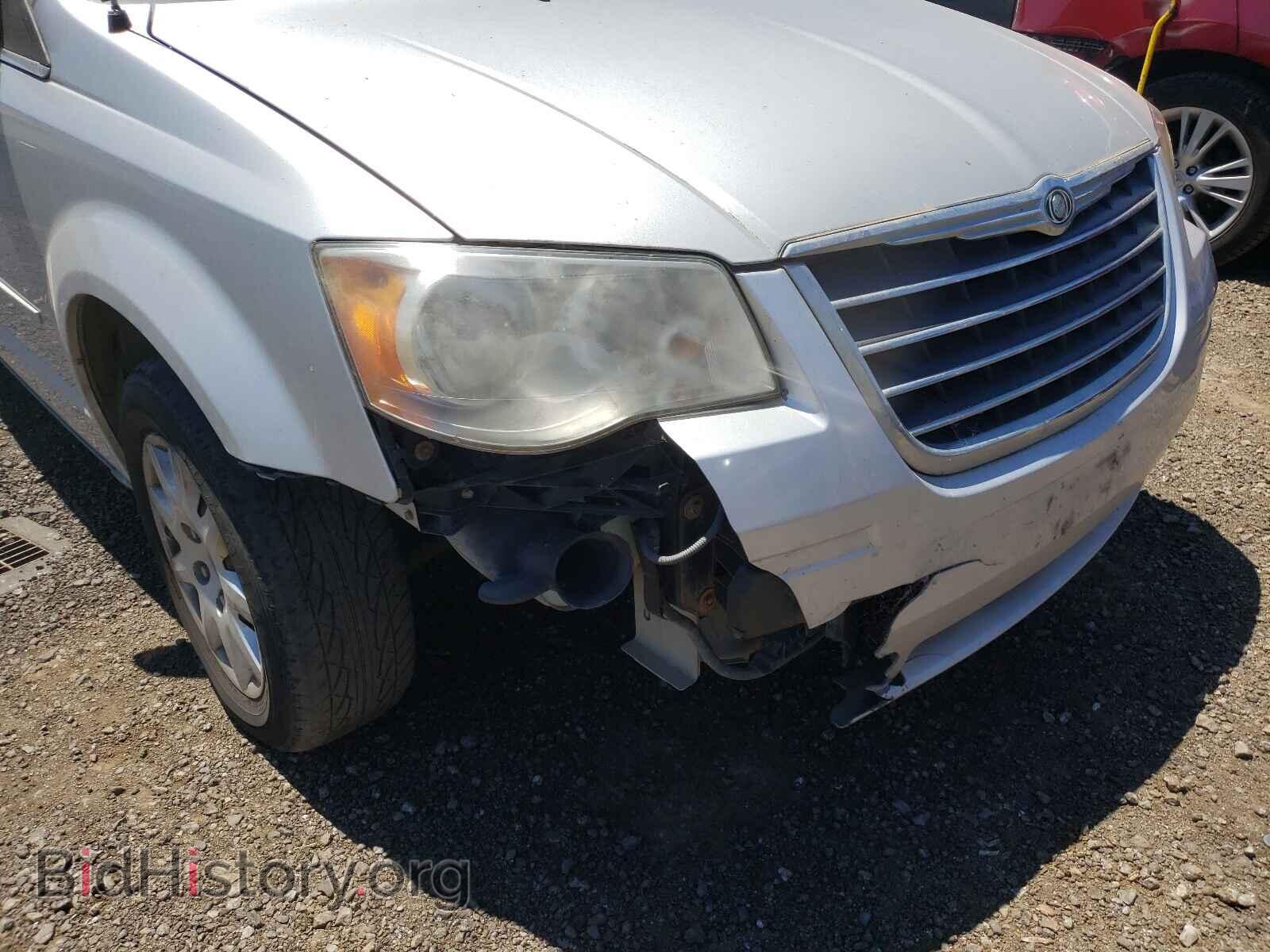2010 CHRYSLER MINIVAN - VIN: 2A4RR4DE1AR272147 - Photo 9