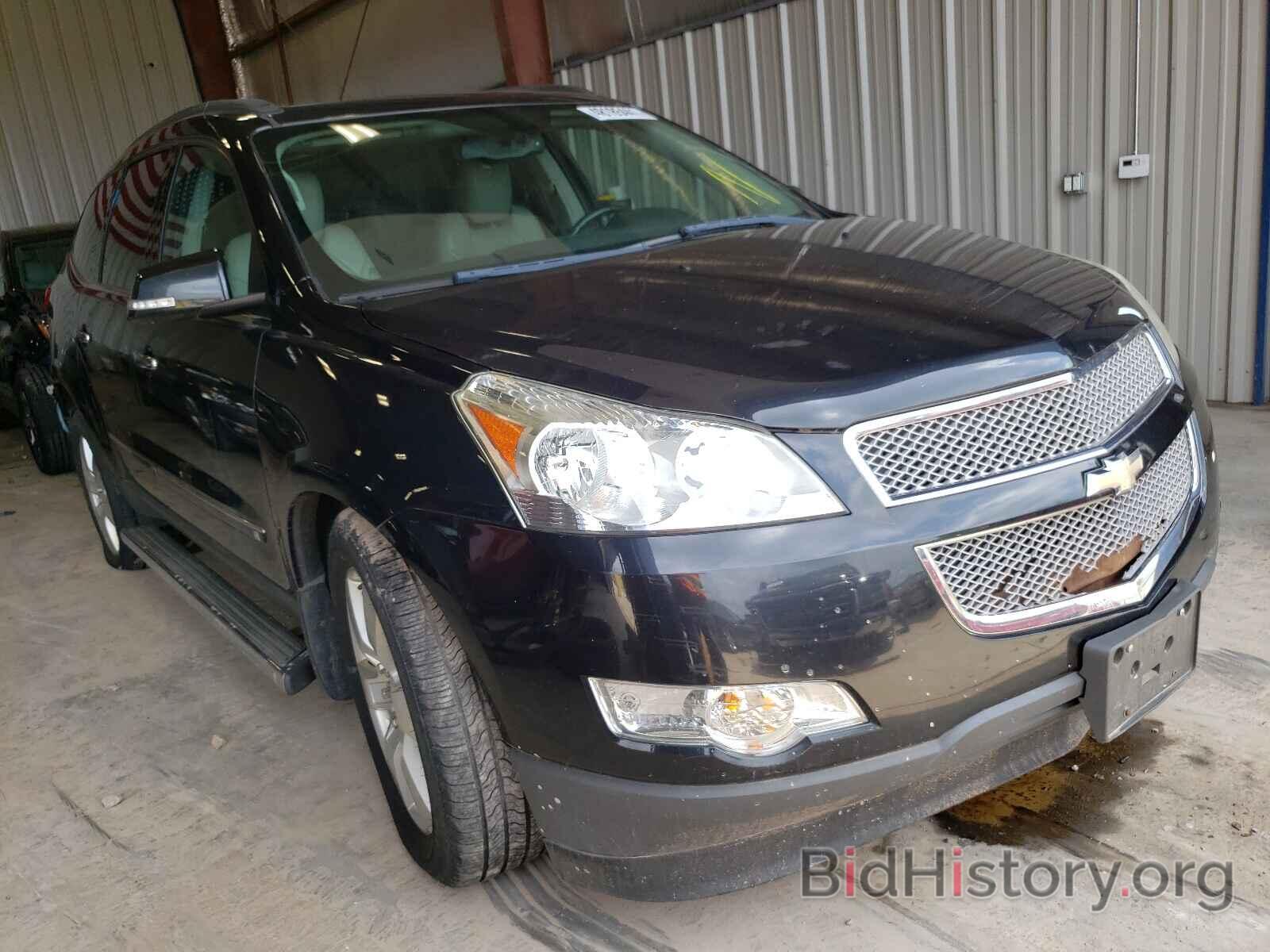 Photo 1GNLVHED0AS119365 - CHEVROLET TRAVERSE 2010