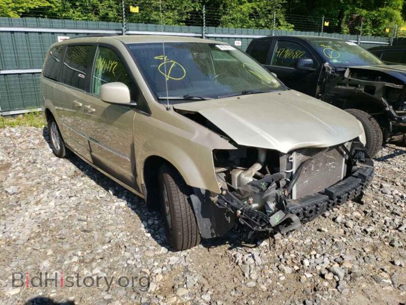2011 Chrysler MINIVAN Town & COU (VIN 2A4RR5DG9BR702712) — photo 1 of 10, Copart, damage: front end