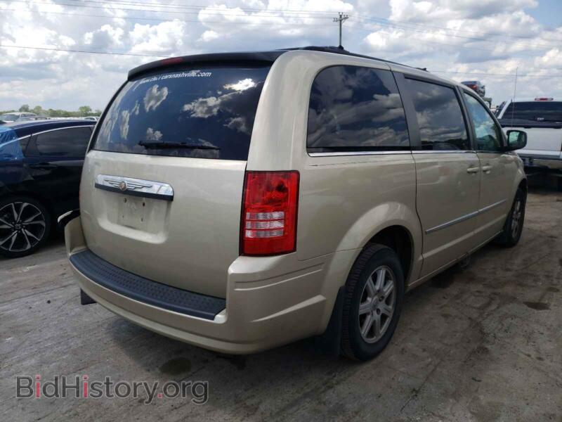 2010 Chrysler MINIVAN (VIN 2A4RR5DXXAR359827) — photo 4 of 10