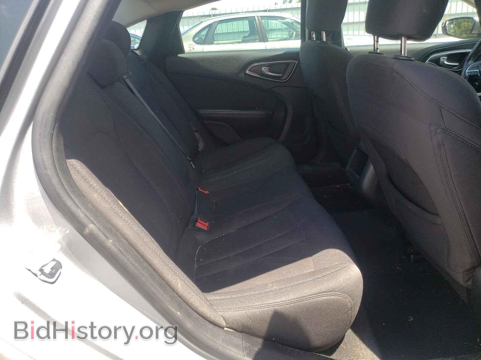 2015 CHRYSLER 200 - VIN: 1C3CCCAB3FN644954 - Фото 6