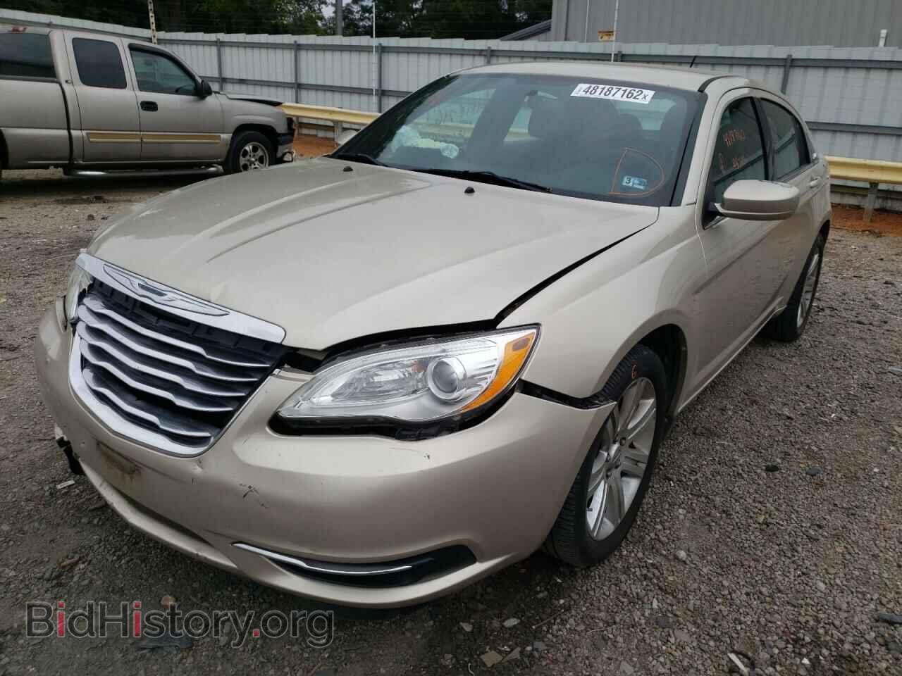 2013 CHRYSLER 200 - VIN: 1C3CCBBB8DN764125 - Photo 2