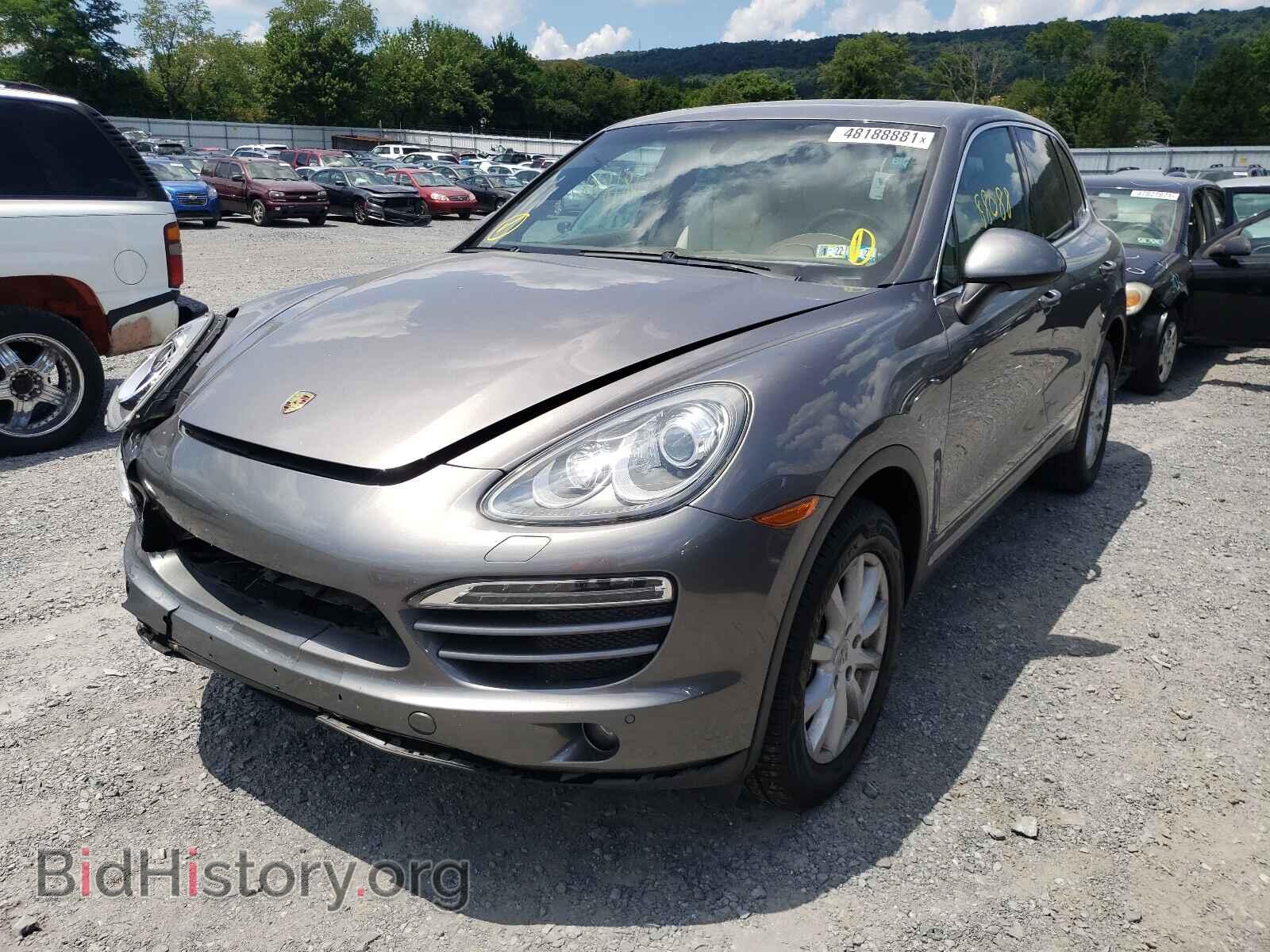 2011 PORSCHE CAYENNE - VIN: WP1AA2A20BLA10136 - Photo 2