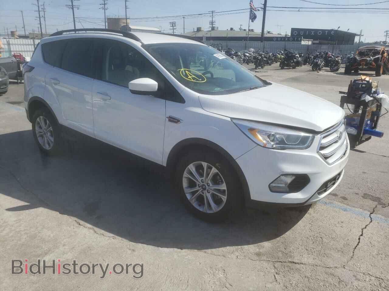 Фотография 1FMCU0GD9HUC51321 - FORD ESCAPE 2017