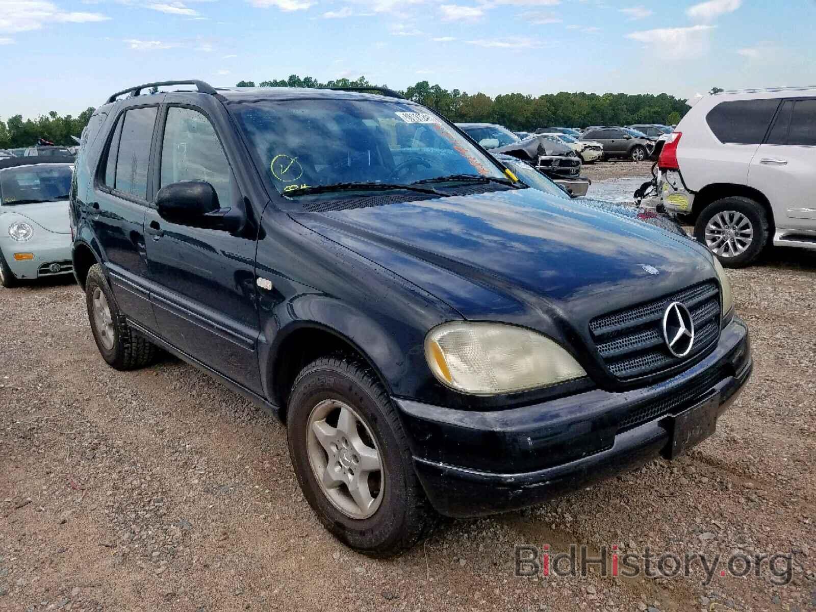 Photo 4JGAB54EX1A226216 - MERCEDES-BENZ ML 320 2001