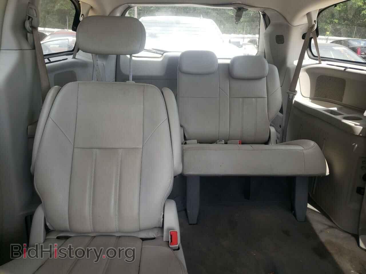 2008 CHRYSLER MINIVAN - VIN: 2A8HR54P28R680894 - Фото 6