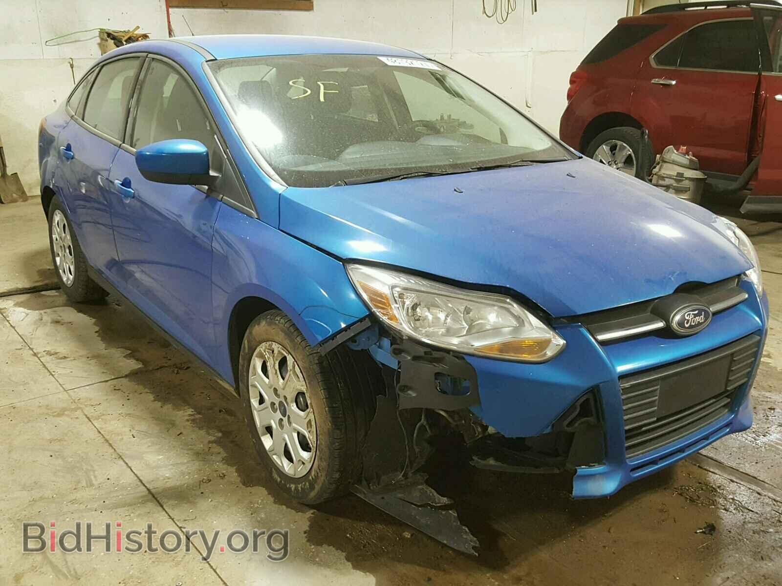 Photo 1FAHP3F28CL448679 - FORD FOCUS 2012