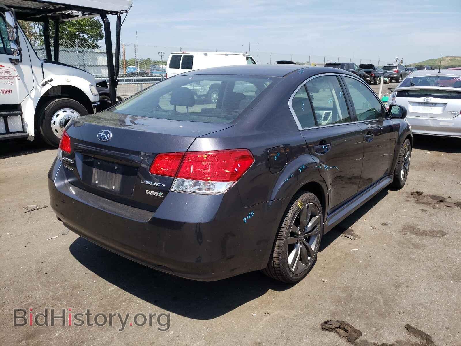 2011 SUBARU LEGACY - VIN: 4S3BMBA64B3246014 - Фото 4